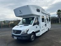 2015 Kea Horizon M721 exterior profile view.