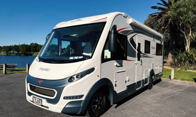 2018 Roller Team Pegaso 745 exterior showing the front passenger side.