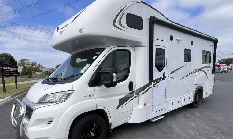 2021 Jayco Conquest FA24-4 exterior profile view.