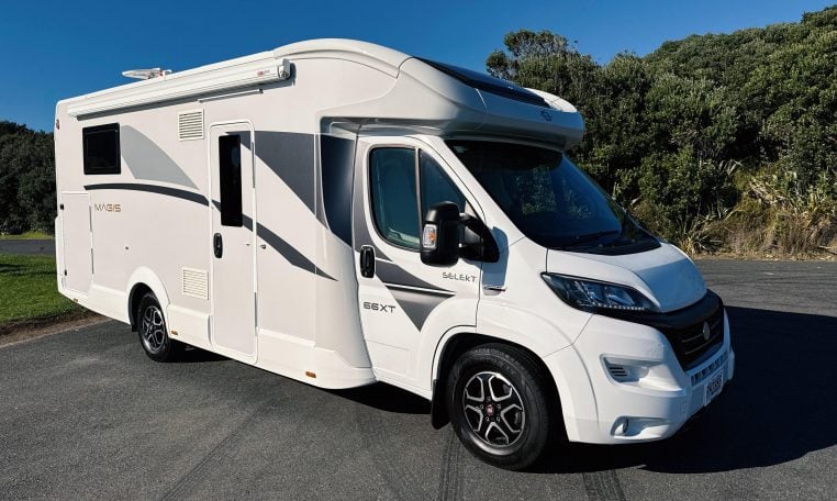 2022 Ci Magis 66XT exterior front profile view.