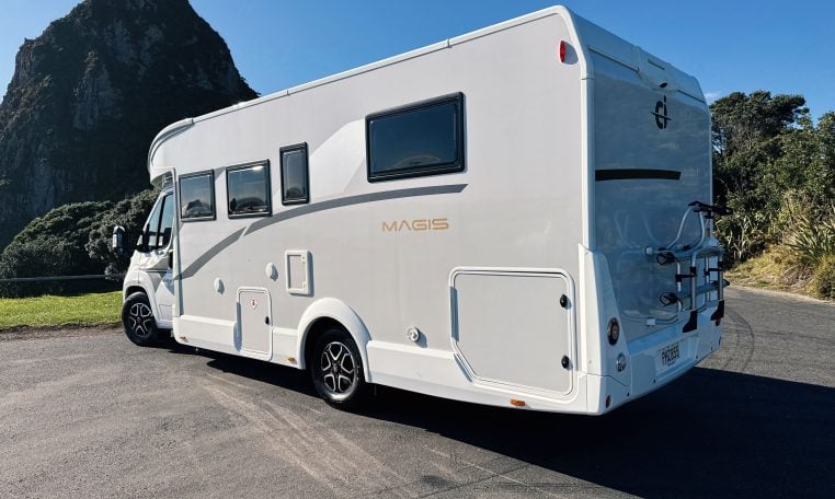 2022 Ci Magis 66XT exterior rear profile view.