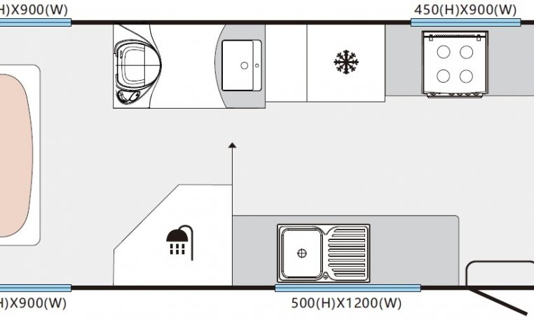 Detailed interior layout of the Titan Blackhawk 720 with clearly arranged living, kitchen, bedroom and bathroom spaces.