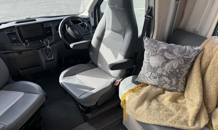 Auto-Trail F74 Motorhome captain chairs that swivel