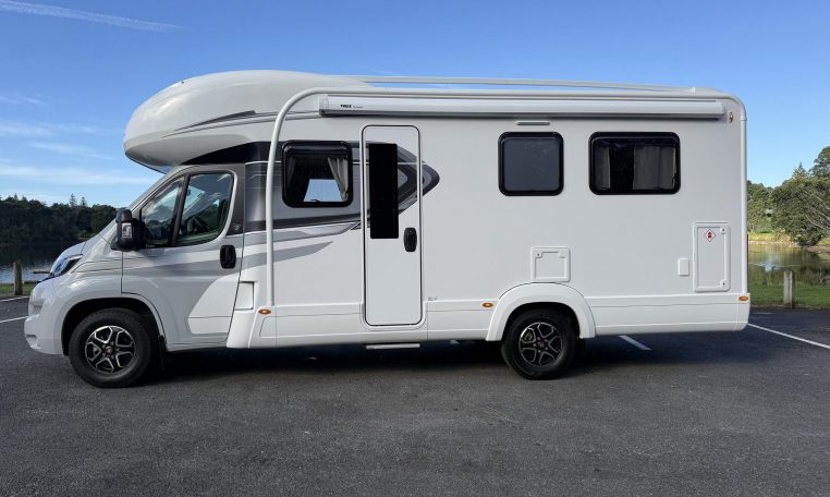 2025 Auto-Trail Imala 730 profile