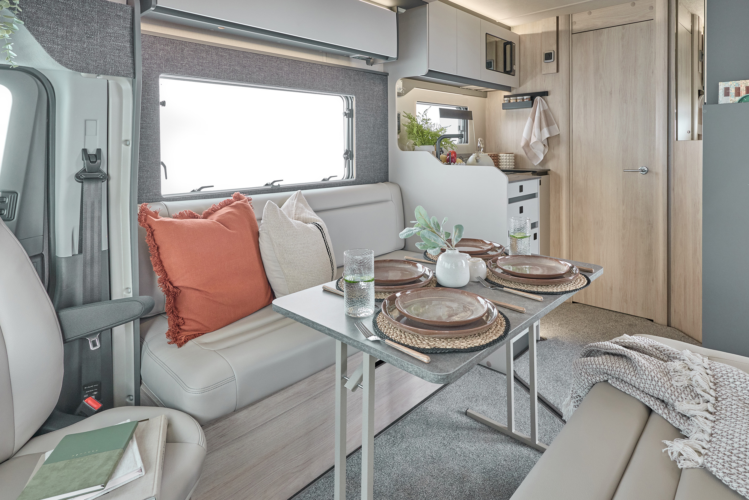 2026 - Auto-Trail - F-Line - F67 - Interior Free Standing Dining Table 2026 - Auto-Trail - F-Line - F67 - Interior Free Standing Dining Table