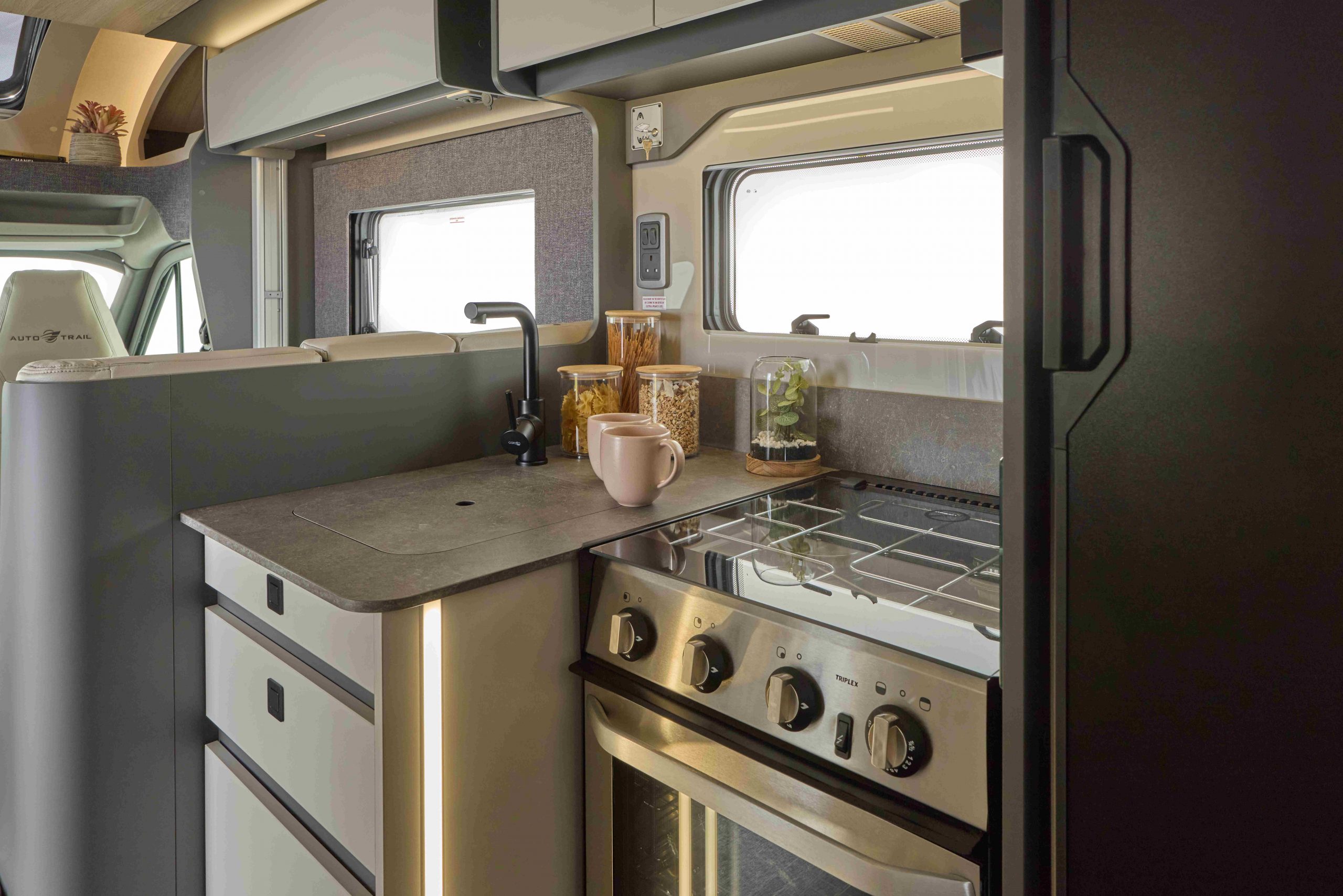 2026 - Auto-Trail - F-Line - F74 - Interior Gas Hobs