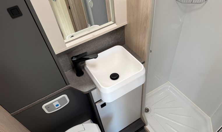 2026 Auto-Trail F62 Interior Bathroom