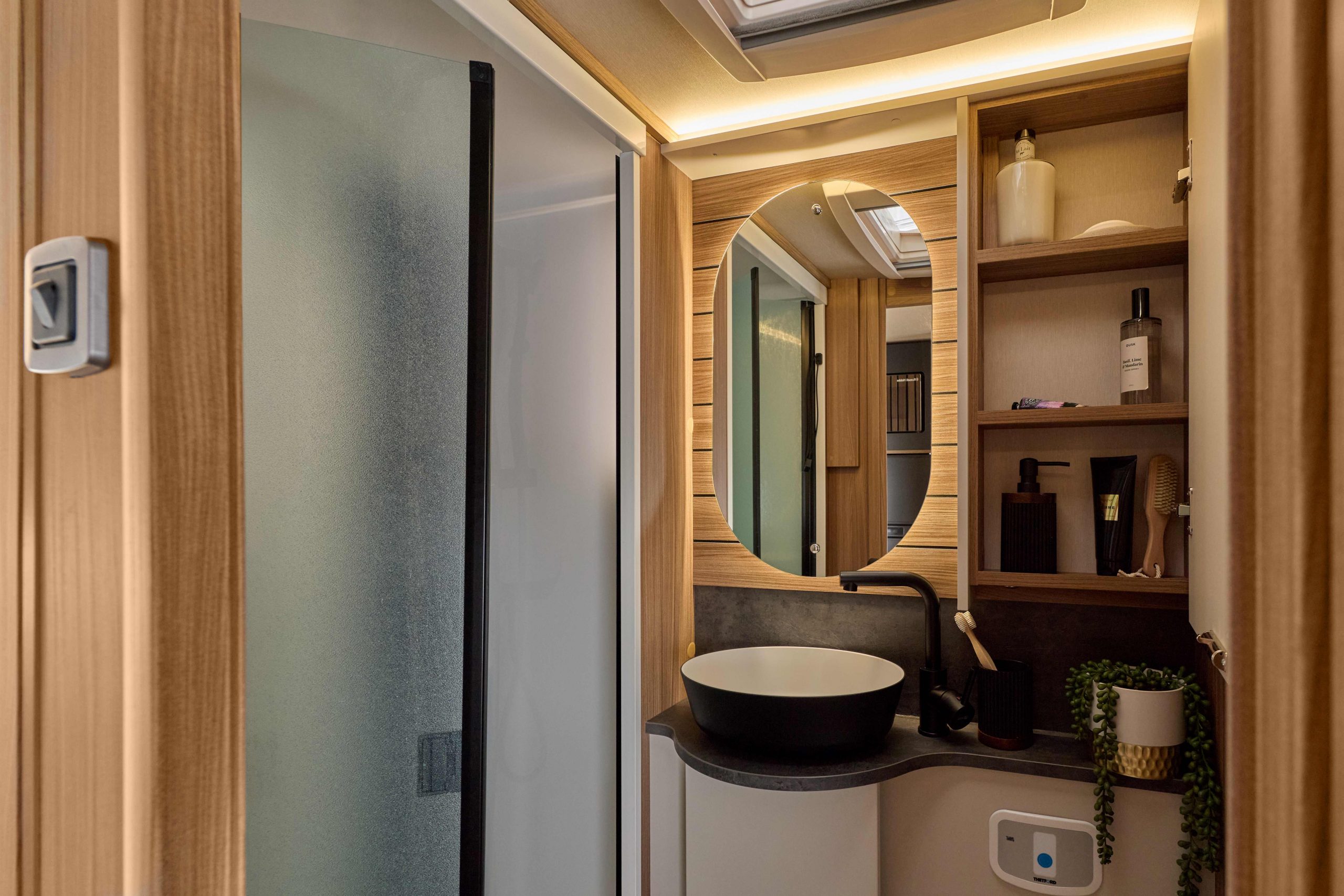 2026 - Auto-Trail - Frontier Scout - Interior Bathroom Cabinetry 2026 - Auto-Trail - Frontier Scout - Interior Bathroom Cabinetry