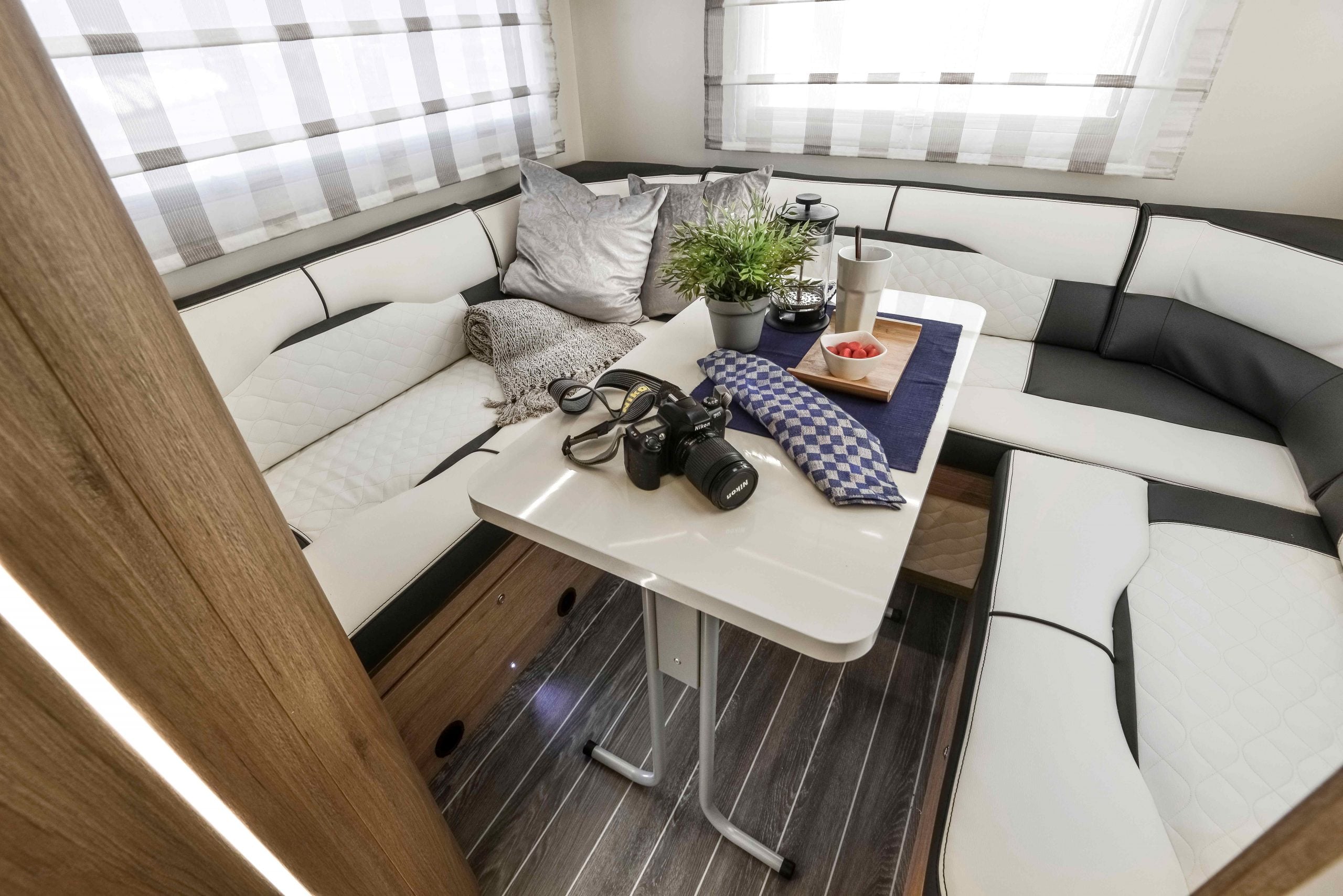 2026 - Roller Team - Auto Roller - 746 - Interior Rear Lounge Side View