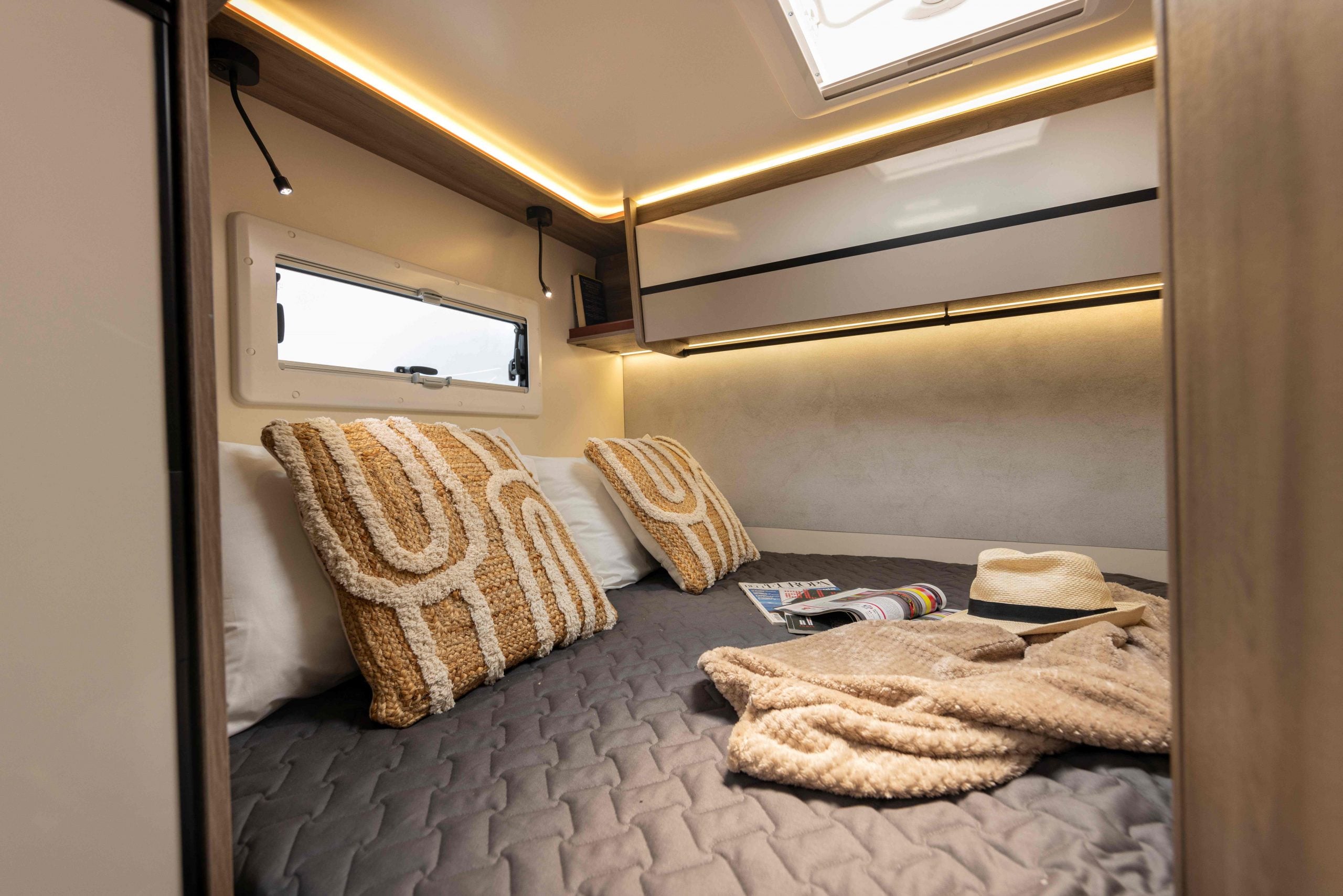 2026 - Roller Team - Kronos - Compact - 665 - Interior Rear Bed Overhead Storage