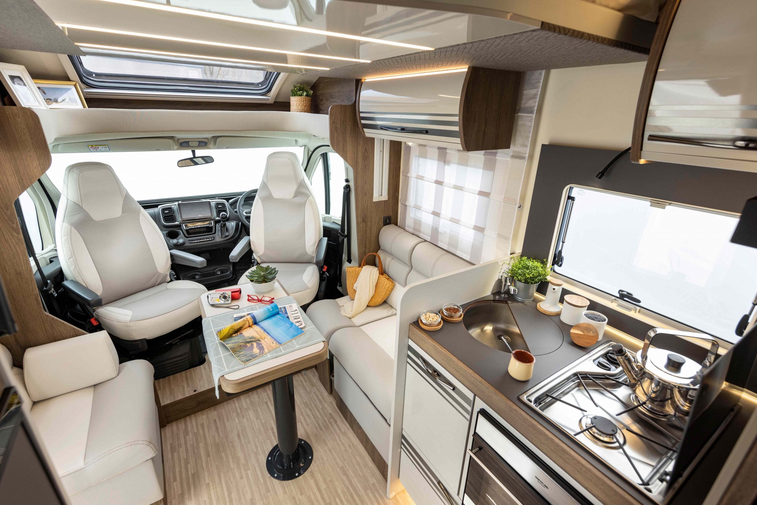 2026 - Roller Team - T-Line - 740 - Interior Cab Swivel Seats