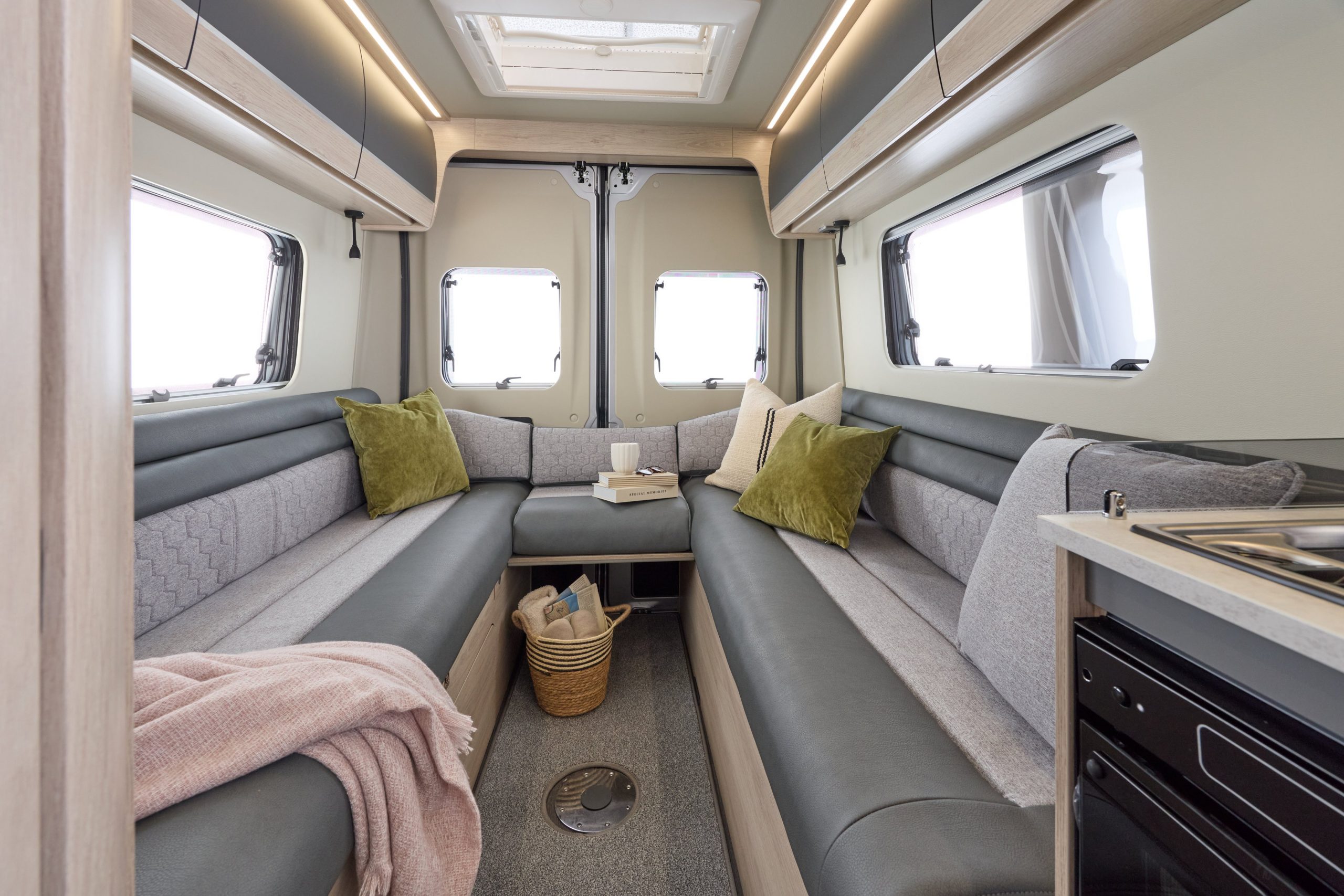 2026 – Auto-Trail – Expedition – 66 – Interior Lounge Back Facing