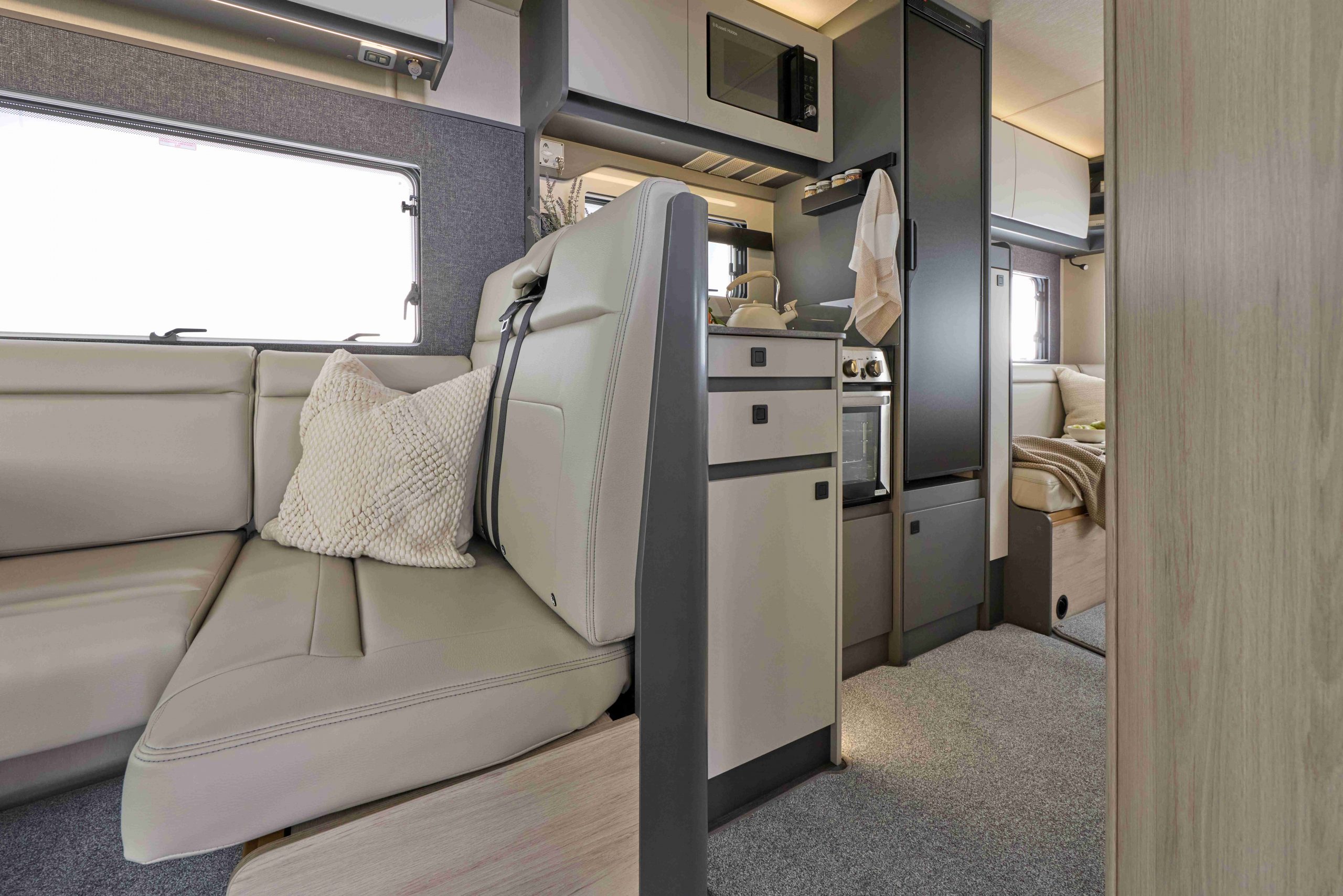 Auto-Trail - F-Line - F72 - Interior Kitchen
