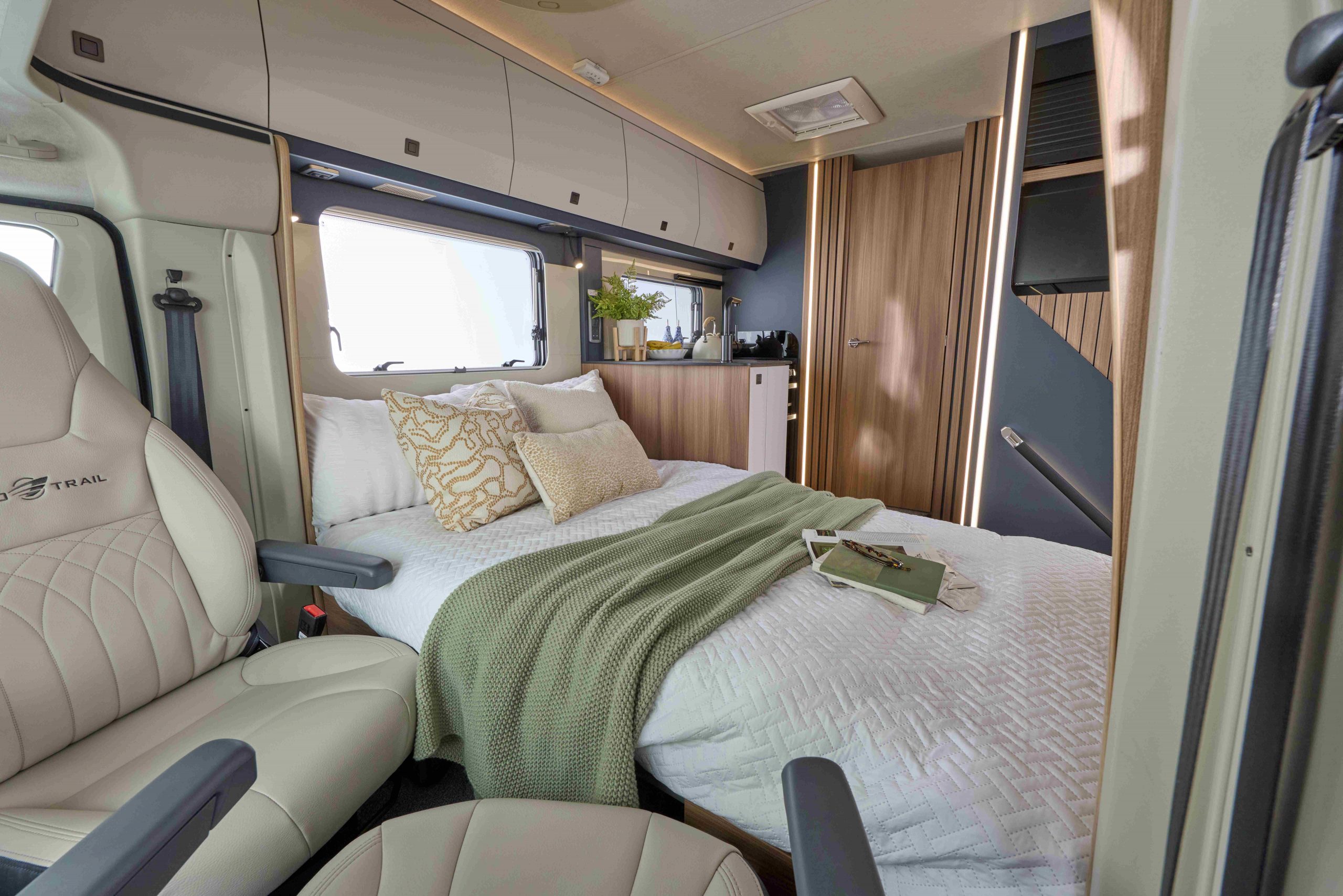 Auto-Trail - Frontier - Delaware - Interior Bed Conversion Auto-Trail - Frontier - Delaware - Interior Bed Conversion