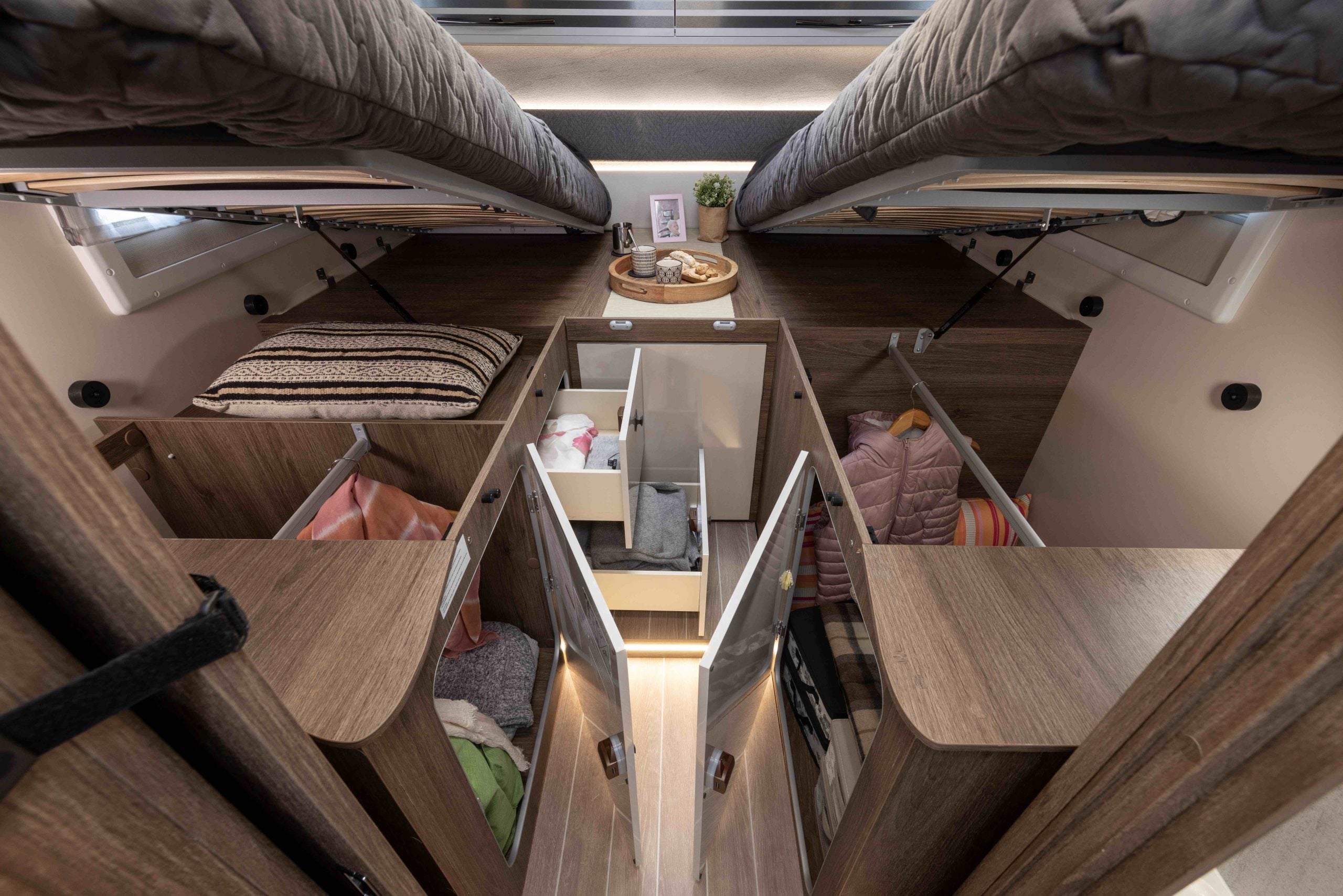 Roller Team - T-Line - 750 - Interior Under Bed Storage